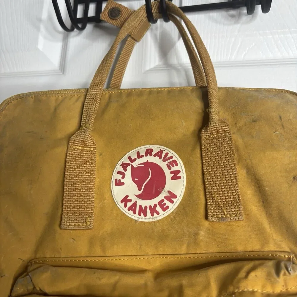 Fjallraven brand size